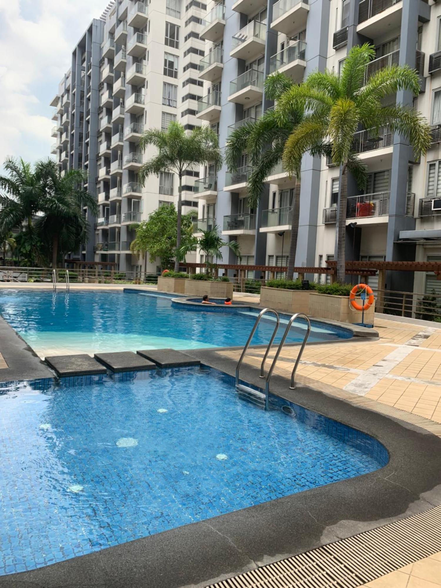 One Palm Tree Villas Condominium - Studio 10O With Balcony - Across Terminal 3 Airport Manila Exterior foto